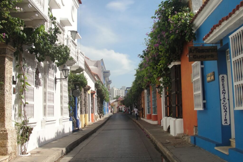 Panama vs Colombia cost of living 2026 American expat — photo by Claudia Sampaio via Pexels
