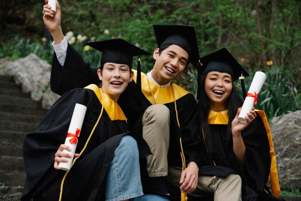 student loan default moving abroad what happens — photo by George Pak via Pexels