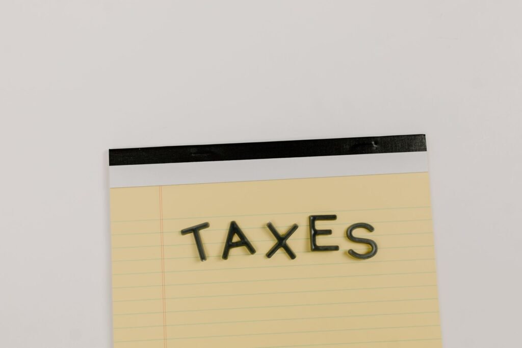 state income tax living abroad expat domicile 2026 — photo by Tara Winstead via Pexels